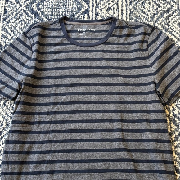 Everlane Ringer Striped T Shirt Mens Medium Crew Neck Gray Navy Blue Cotton - Picture 2 of 5